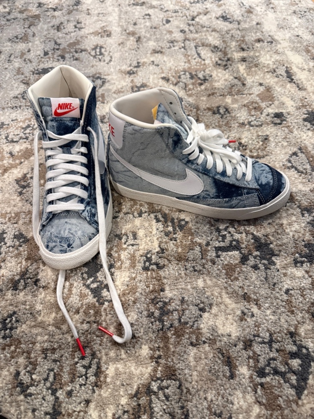 Nike Blazer Mid Denim Tie-Dye Sneakers - Blue and White